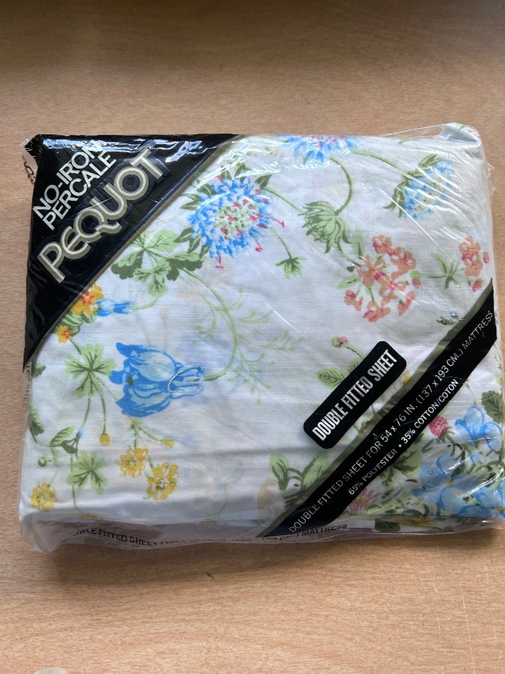 NIP No-Iron Percale Pequot Double Fitted Sheet Madeira Gardens Pattern 54 x 76